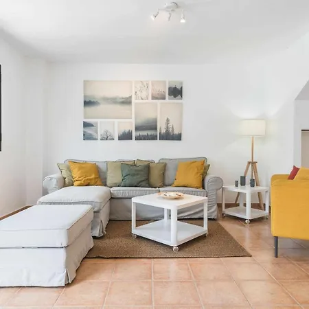 Residencial Candelarias 34 * 阿格特